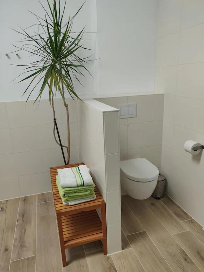 Lincoln-Loft Weimar Appartement Buitenkant foto